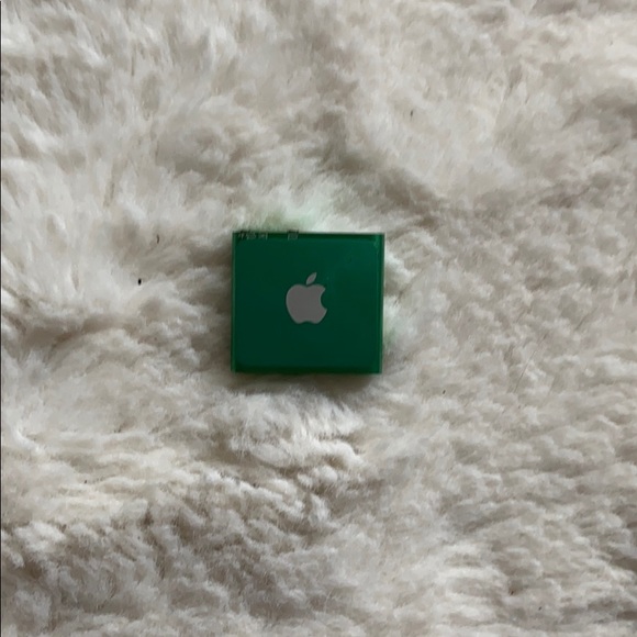 Apple iPod Nano Green - Picture 4 of 4